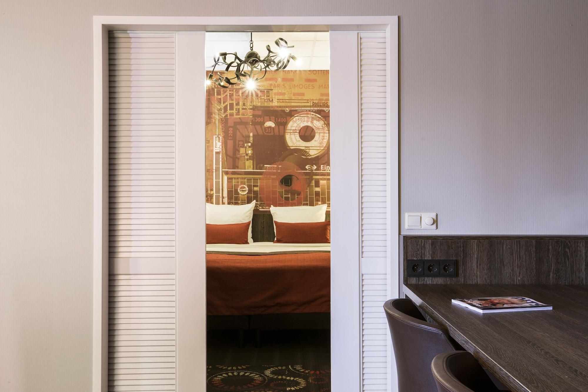 Leonardo Hotel Eindhoven City Center Former Crown Hotel Bagian luar foto
