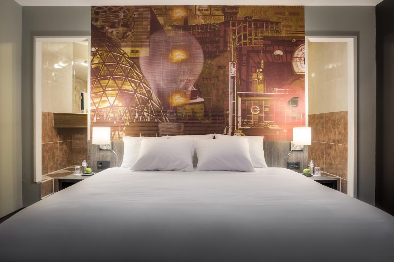 Leonardo Hotel Eindhoven City Center Former Crown Hotel Bagian luar foto