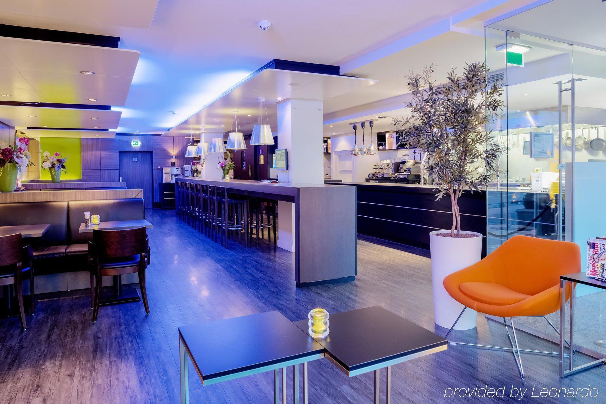 Leonardo Hotel Eindhoven City Center Former Crown Hotel Bagian luar foto